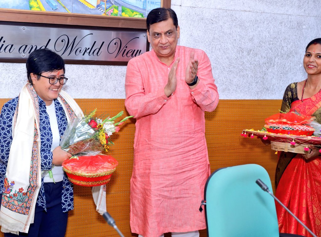 Rashtra Jagrookta | जेएनयू में ‘स्वावलंबन’ का आयोजन, नए आयाम पर...