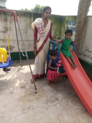 Rashtra Jagrookta | कोरोना काल में दोहरी जिम्मेदारी निभा रही हैं सेविका...