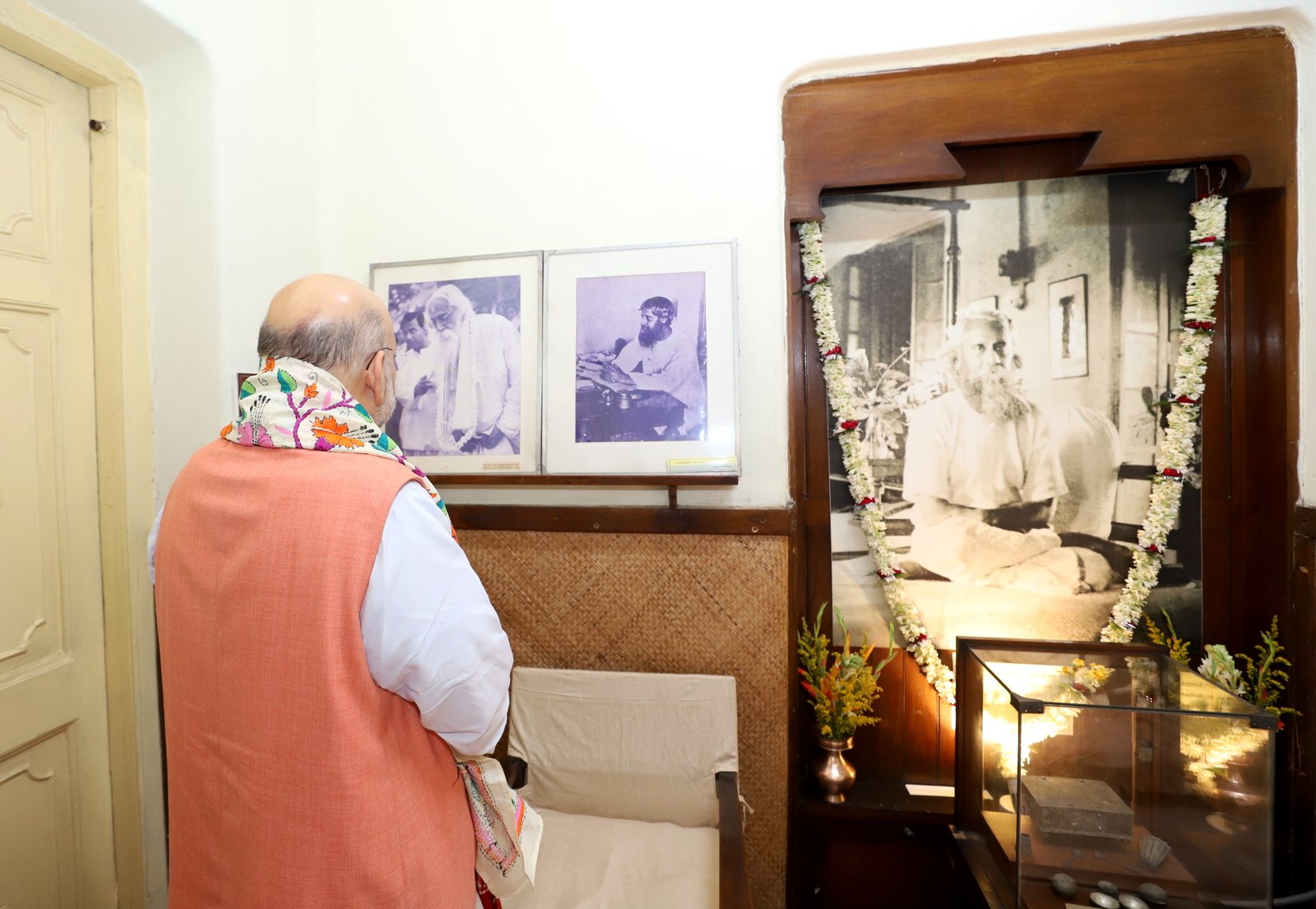 Rashtra Jagrookta | रवींद्रनाथ टैगोर के नक्शे-कदम पर चलने वाले नेता हैं अमित...